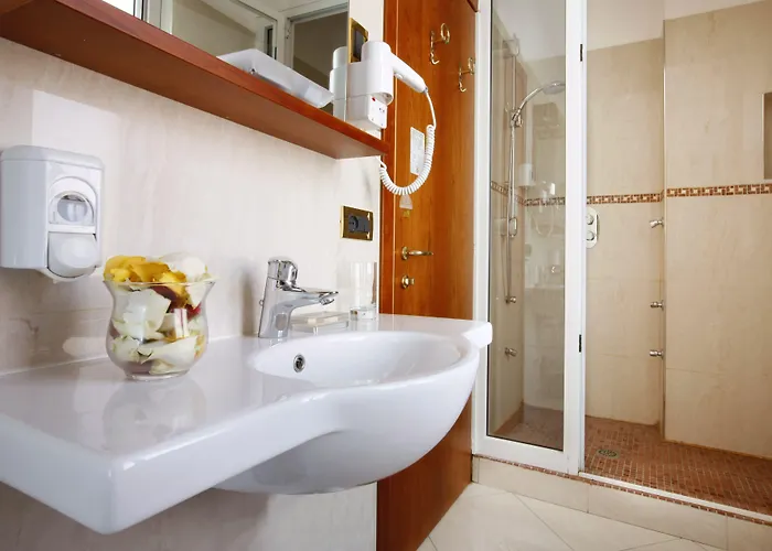 Hotel Ristorante Toscana 4*