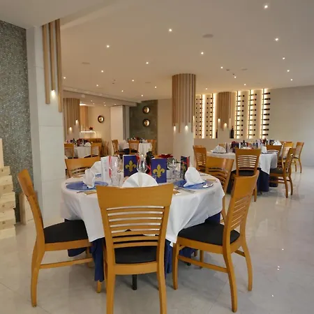 מלון Ristorante Toscana 4*