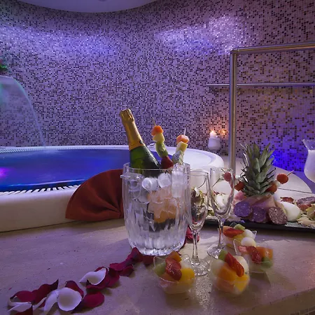 Hotel Ristorante Toscana 4*