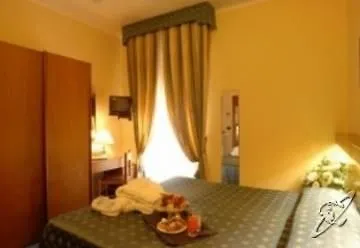 ホテル Ristorante Toscana 4*