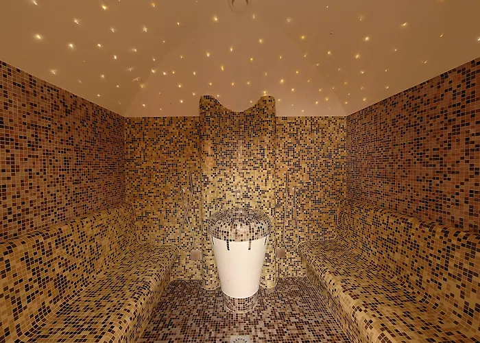 Ristorante Toscana Отель Алассио