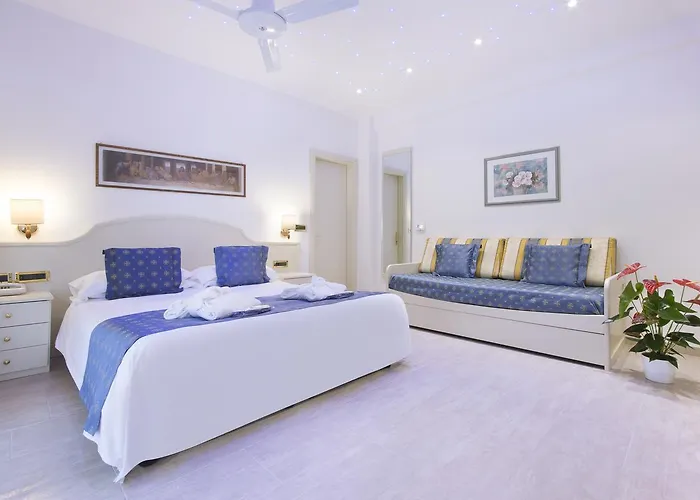 Отель Ristorante Toscana Алассио